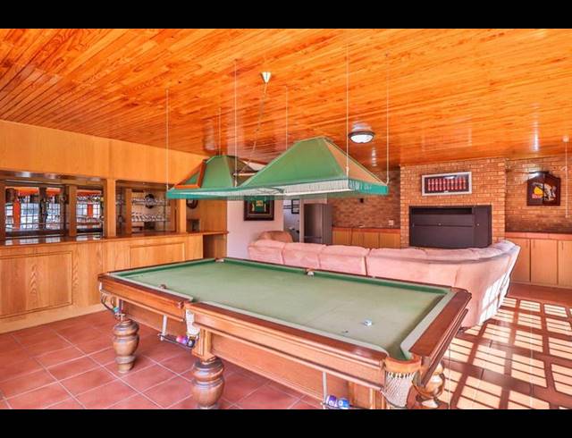 7 BEDROOM HOUSE FOR SALE IN GLENVISTA